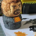 Muñeco pintado gordon freeman